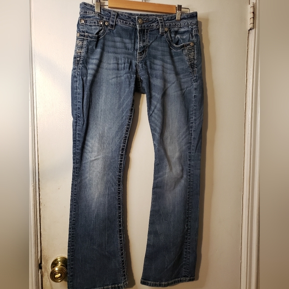 Miss Me Jeans - Picture 2 of 10